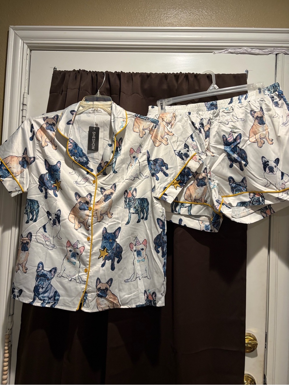 Women M silky White French Bulldog Print Short Pajama Set